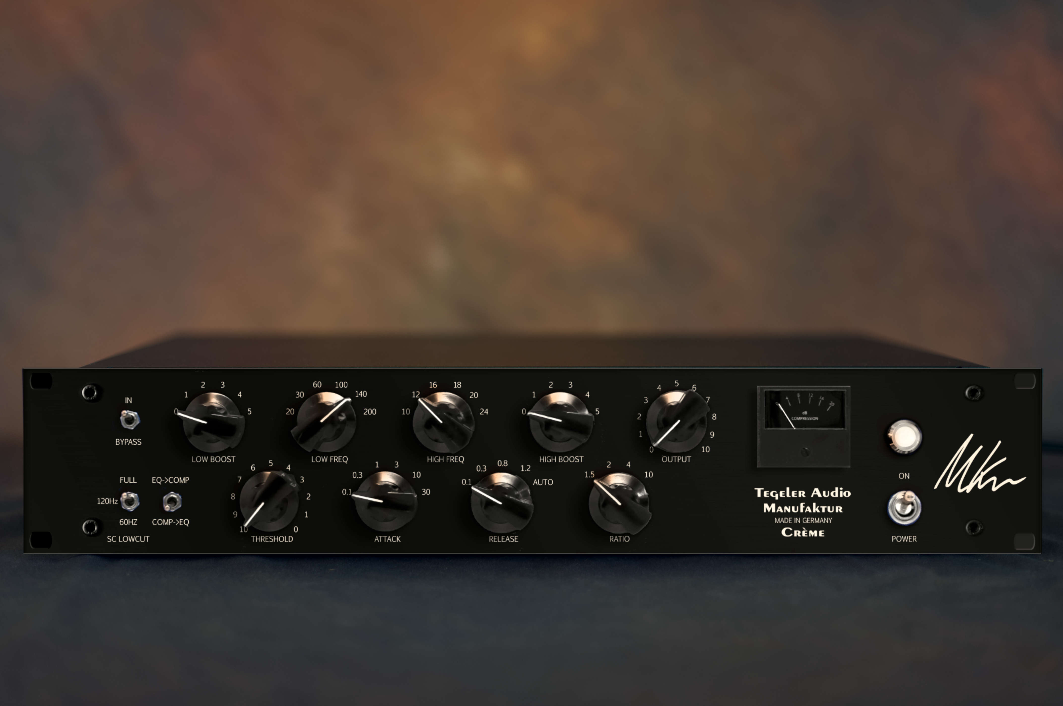 Creme Black Signature - Limited Black Edition Bus Compressor and Mastering Creme Black Signature - Limited Black Edition Bus Compressor and Mastering